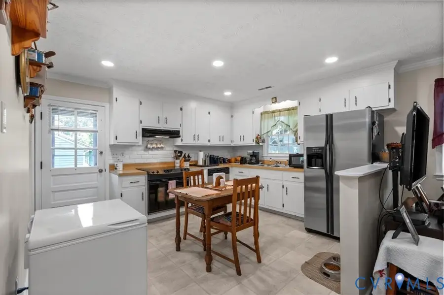 9907 Indian Point Road, North Chesterfield, VA 23237 - #3