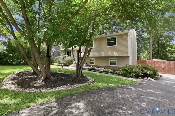 4812 Fairlake Lane, Glen Allen, VA 23060