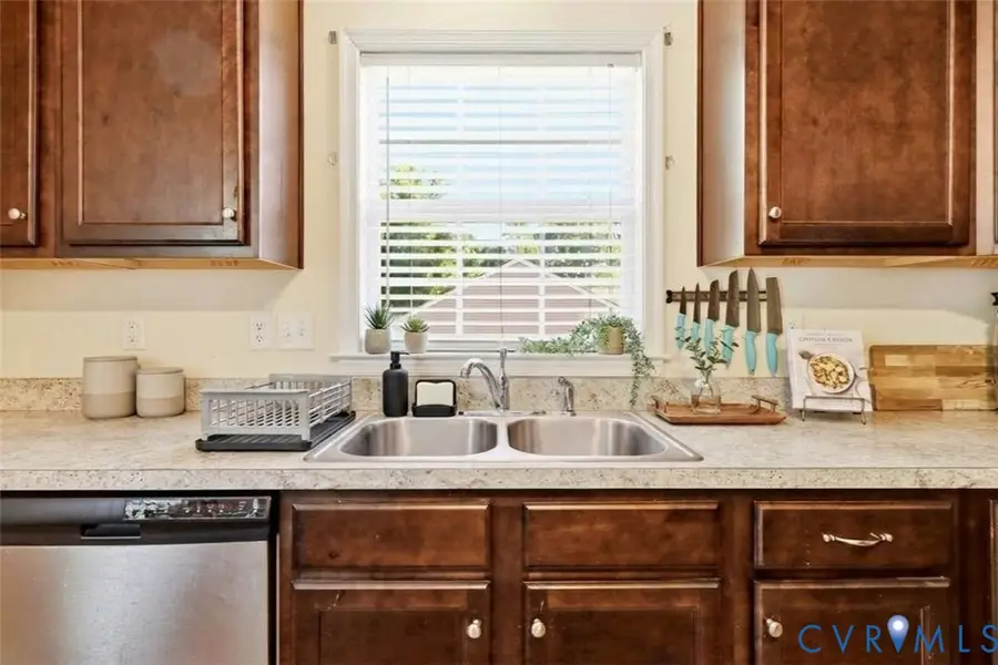 329 Beechwood Park Lane, Highland Springs, VA 23075 - #3