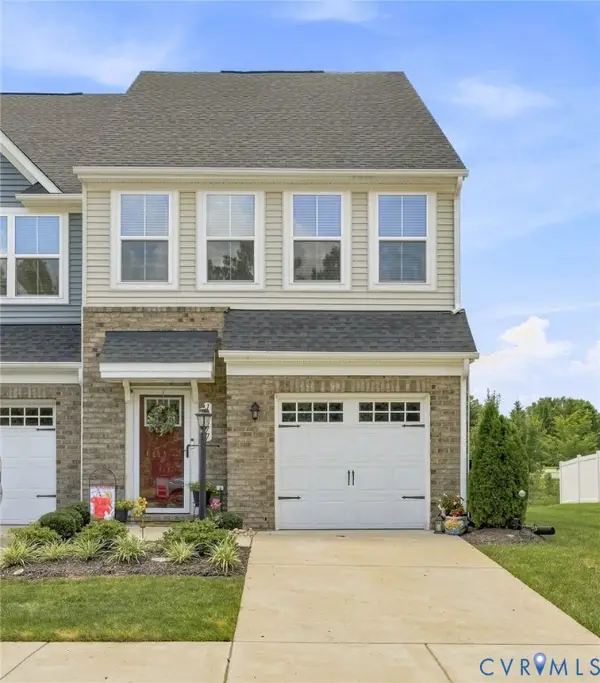 10877 Genito Square Drive, Midlothian, VA 23112