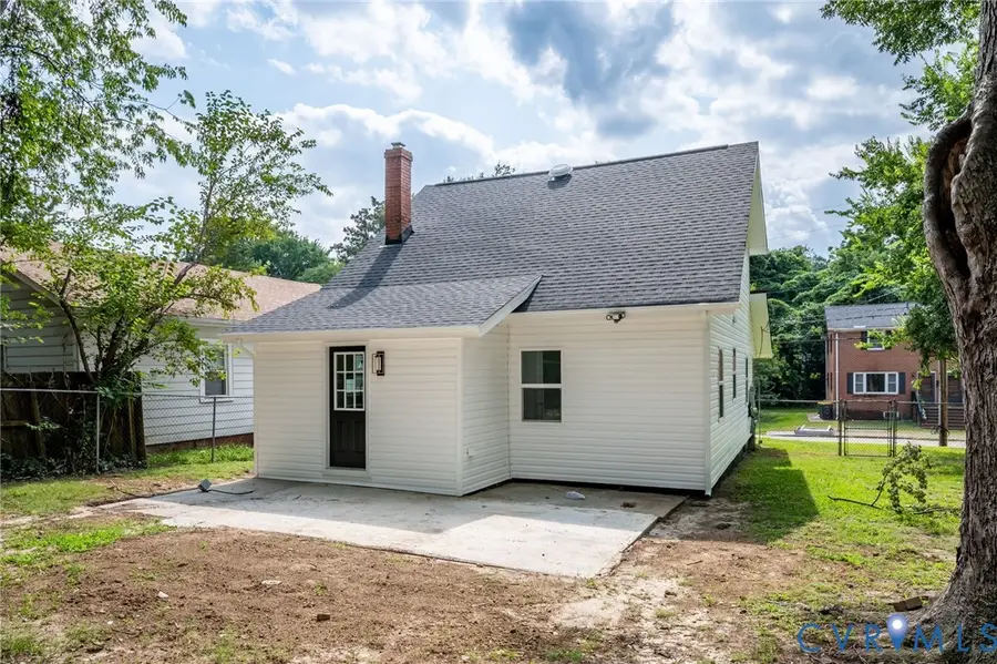 215 N 14th Ave, Hopewell, VA 23860 - #3