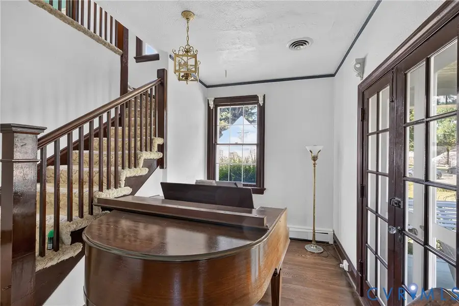 5512 Hawthorne Avenue, Richmond, VA 23227 - #3