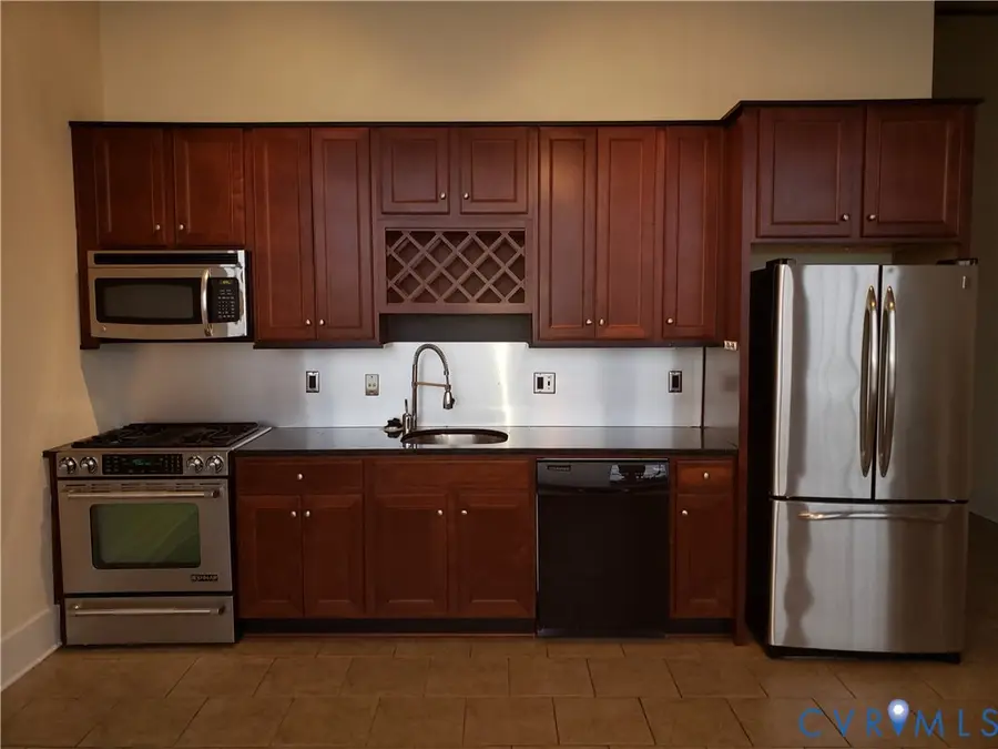 1657 W Broad Street #U12, Richmond, VA 23220 - #2