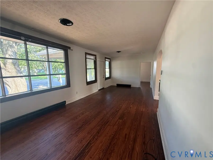 507 N 6th Avenue, Hopewell, VA 23860 - #3