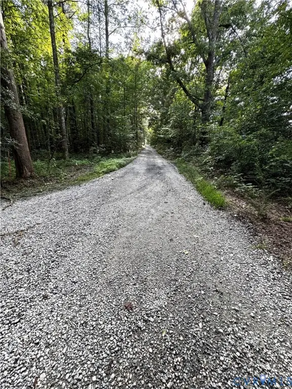 5875 Richmond Road, Amelia Court House, VA 23002 - #2