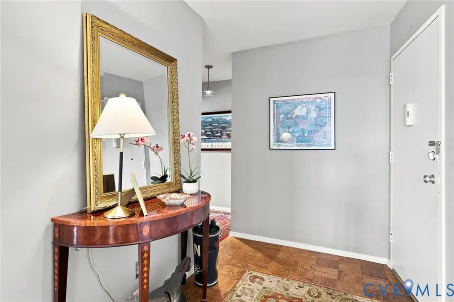 5100 Monument Avenue #914, Richmond, VA 23230 - #3