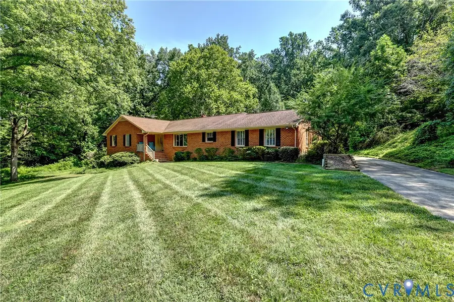 411 Lee Avenue, Highland Springs, VA 23075 - #3