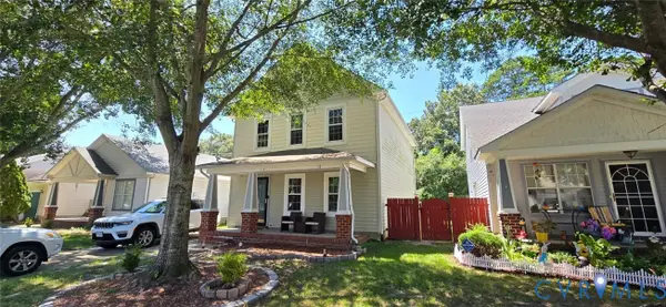 303 Town Pointe Way, Newport News, VA 23601