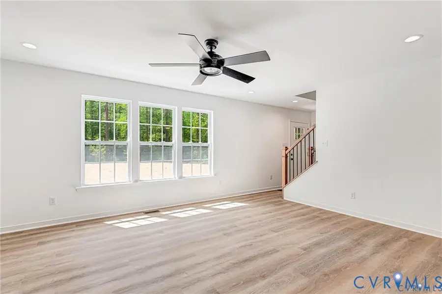 432 Riverside Dr Drive, Lanexa, VA 23089 - #2