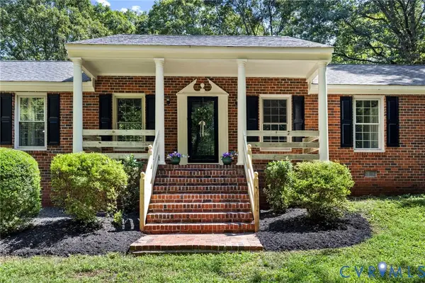 15456 Pine View Lane, Beaverdam, VA 23015