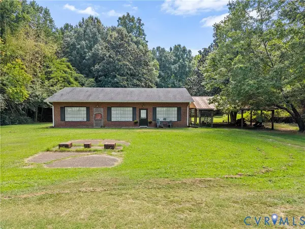 18541 W Pridesville Road, Amelia Courthouse, VA 23002
