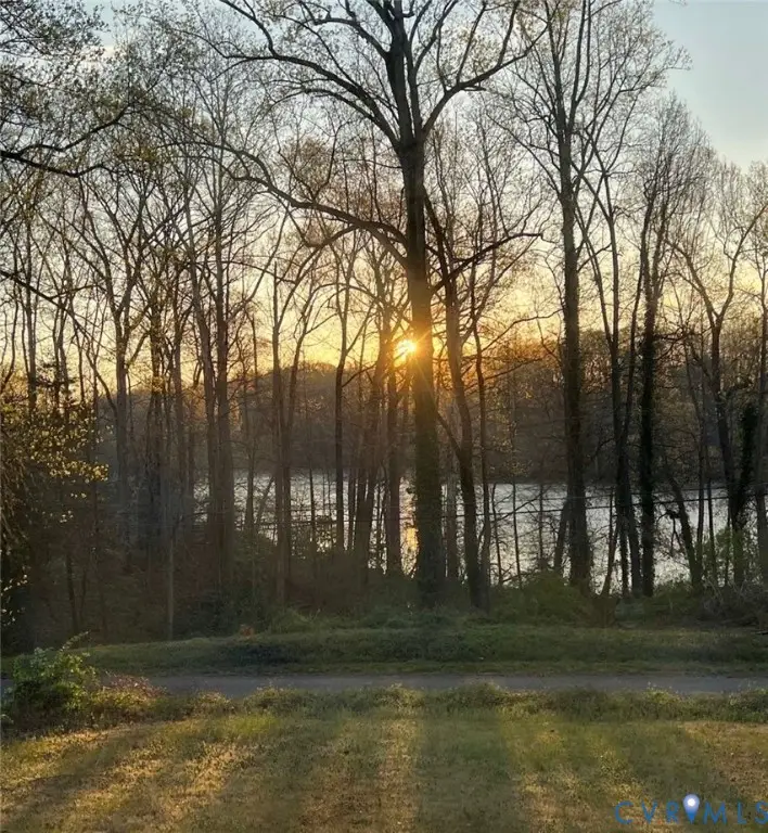 7129 Lakeshore Drive, Quinton, VA 23141 - #1