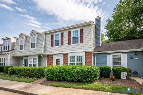 105 Arlington Square, Ashland, VA 23005