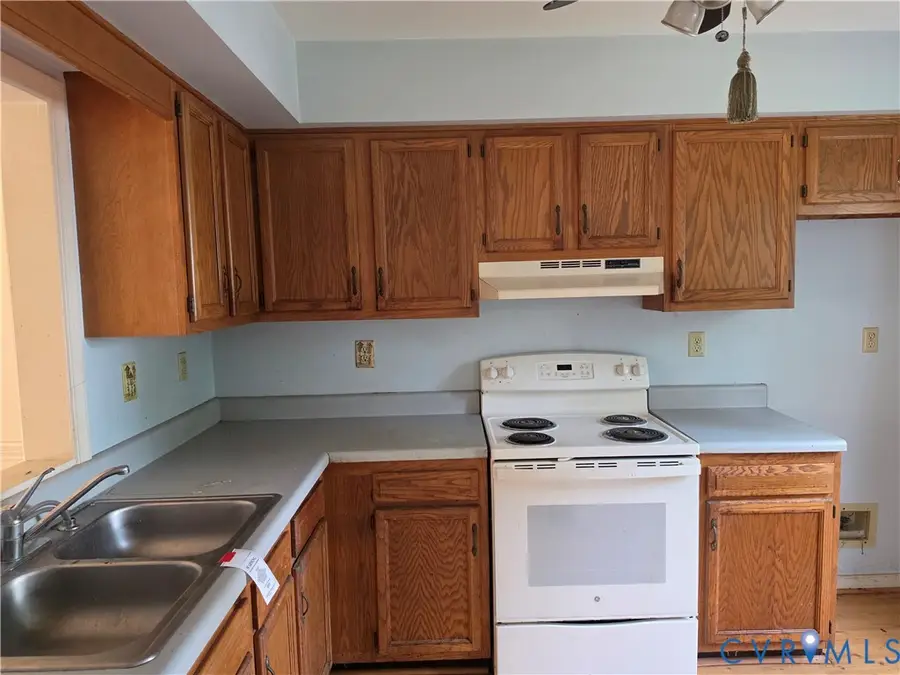 8700 Hermitage Trace Circle, Henrico, VA 23228 - #2