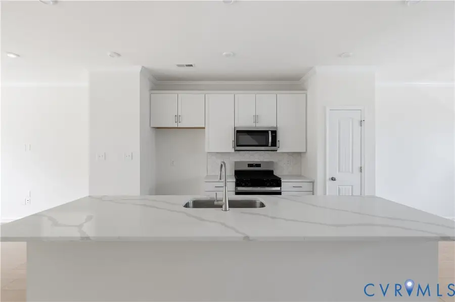 2423 Flora Boulevard, Henrico, VA 23231 - #3
