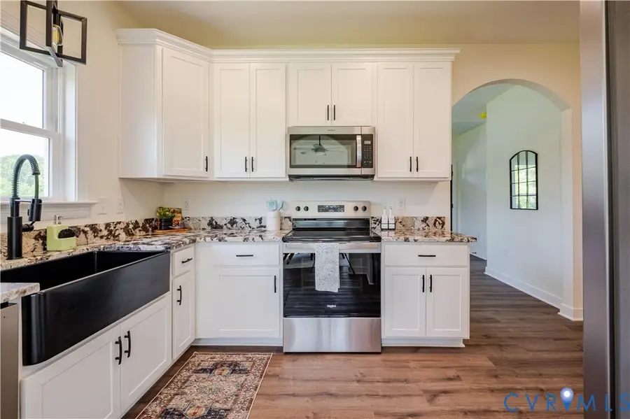 7957 Pennsylvania Avenue, West Point, VA 23181 - #3