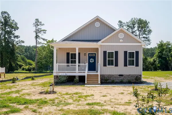 7969 Pennsylvania Avenue, West Point, VA 23181