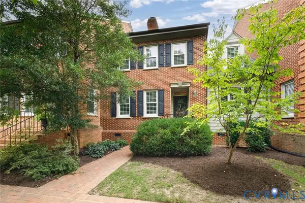 513 St Albans Way, Richmond, VA 23229