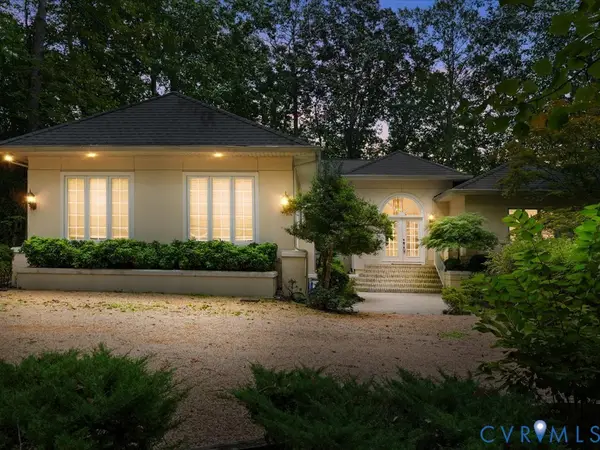 147 Oyster Cove Landing, Hartfield, VA 23071