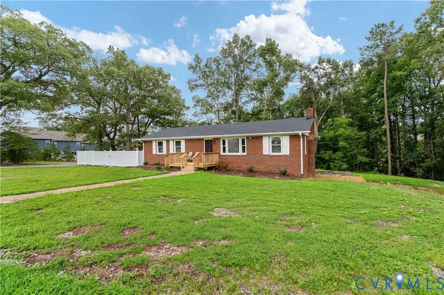 5221 Ecoff Avenue, Chester, VA 23831 - #3