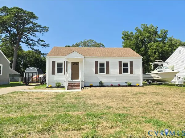 8 Bradley Avenue, Portsmouth, VA 23701