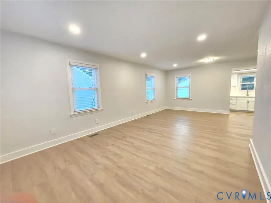 8 Bradley Avenue, Portsmouth, VA 23701 - #2