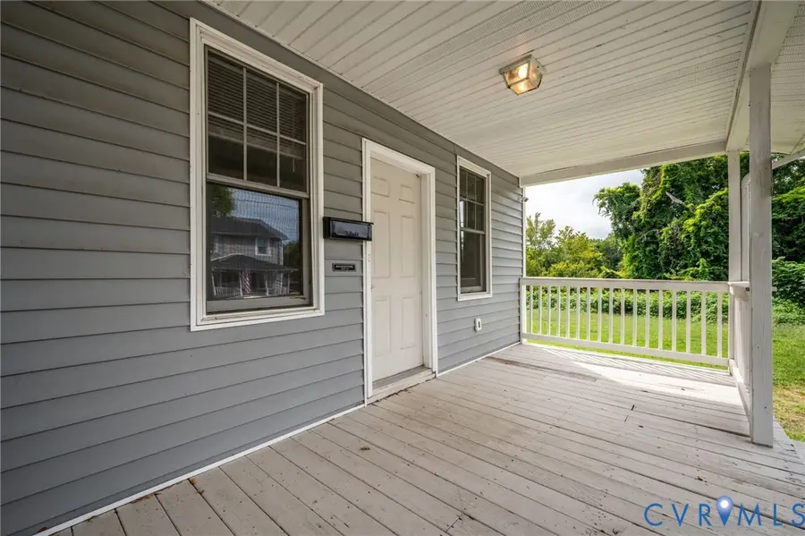 616 E Poythress Street, Hopewell, VA 23860 - #2
