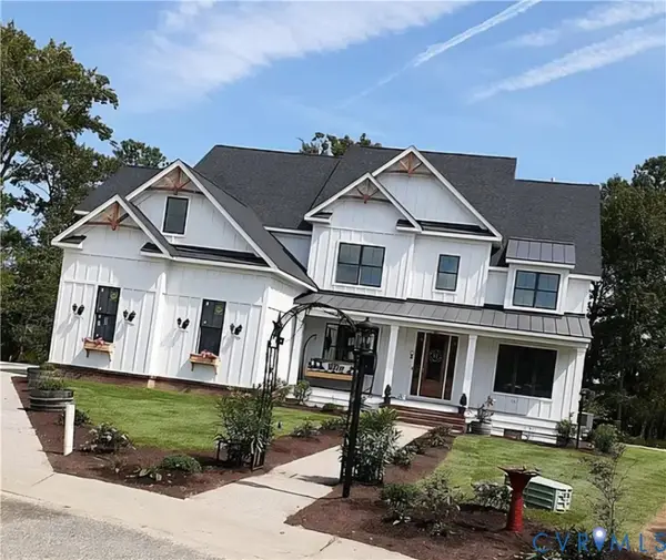 112 Ships Landing, Carrollton, VA 23314
