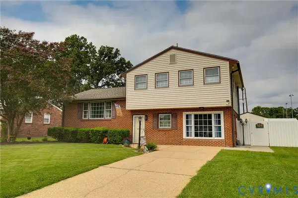 908 Yorkshire Road, Colonial Heights, VA 23834
