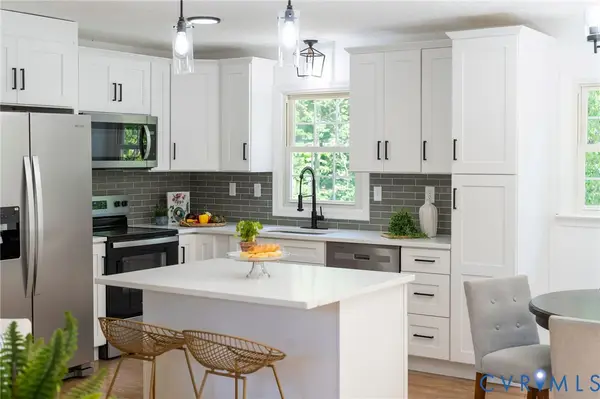 2208 Banbury Street, Charlottesville, VA 22901