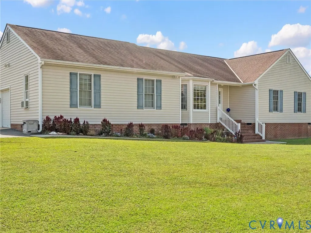 5325 Swift Hill Lane, Sandston, VA 23150 - #1