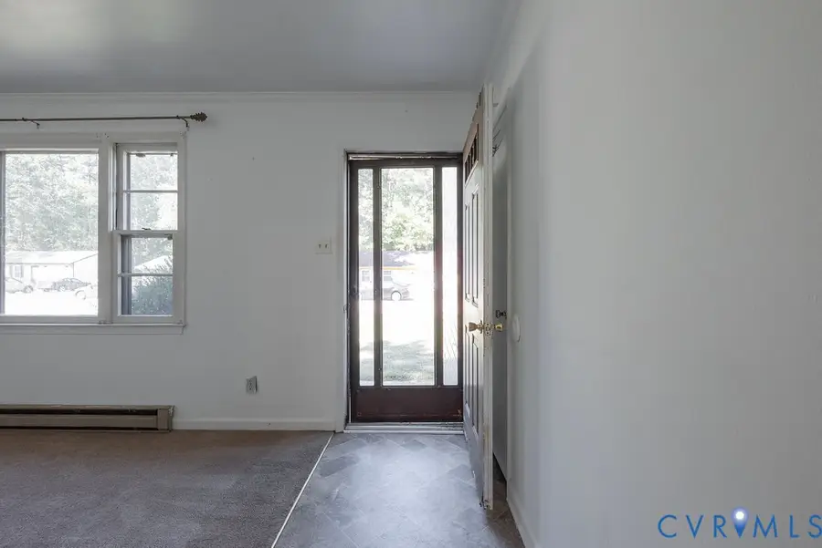 324 Lakewood Drive, Petersburg, VA 23805 - #3