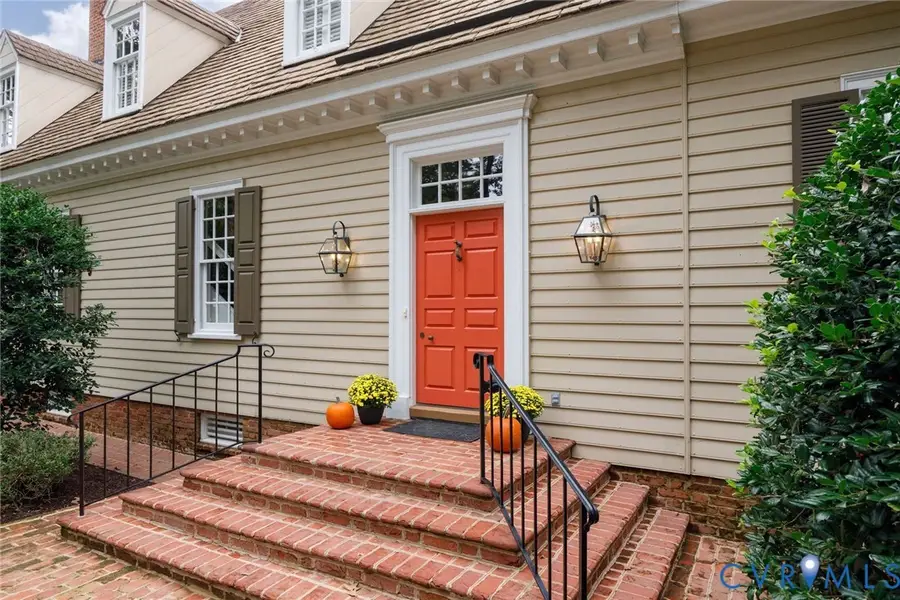 10 Dahlgren Road, Henrico, VA 23238 - #2