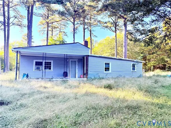 16517 Harrowgate Road, Chester, VA 23831