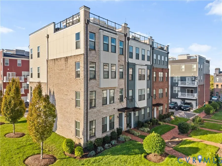 17 Flatwater Row #A, Henrico, VA 23231 - #2