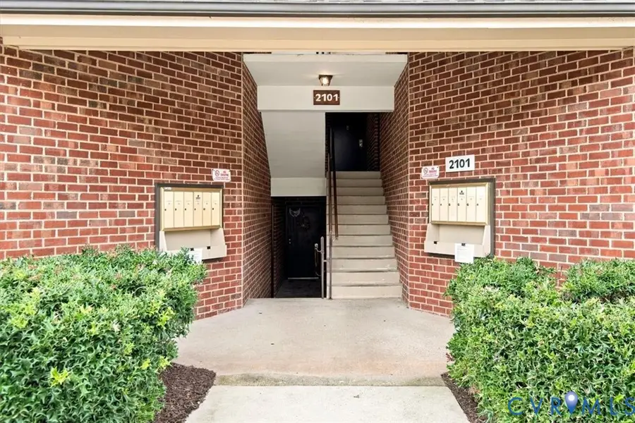 2101 Turtle Creek Drive #8, Henrico, VA 23233 - #2