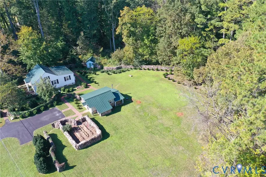 1800 Sheppard Town Road, Crozier, VA 23039 - #3