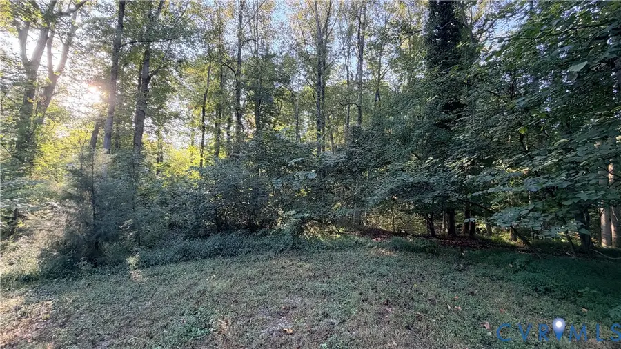 18426 Cedar Drive, Triangle, VA 22172 - #2