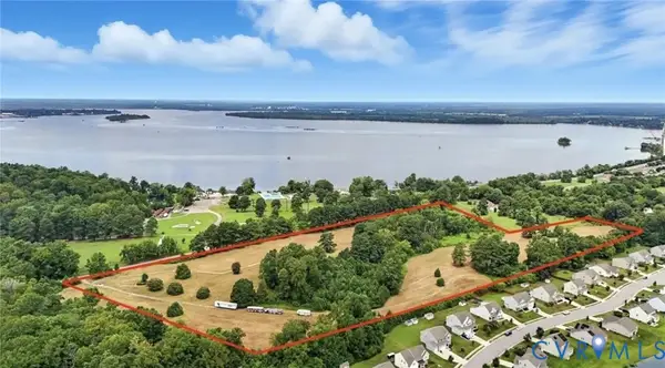 1100 Jordan Point Road, North Prince George, VA 23860