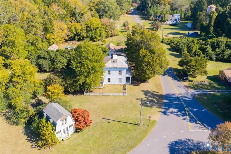 135 Mancha Avenue, Claremont, VA 23899 - #2