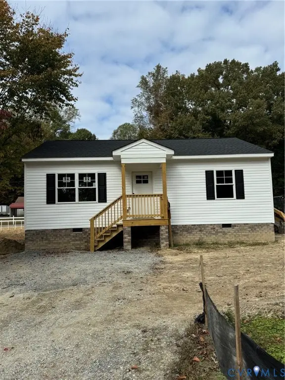 6012 Lakeside Drive, Quinton, VA 23141
