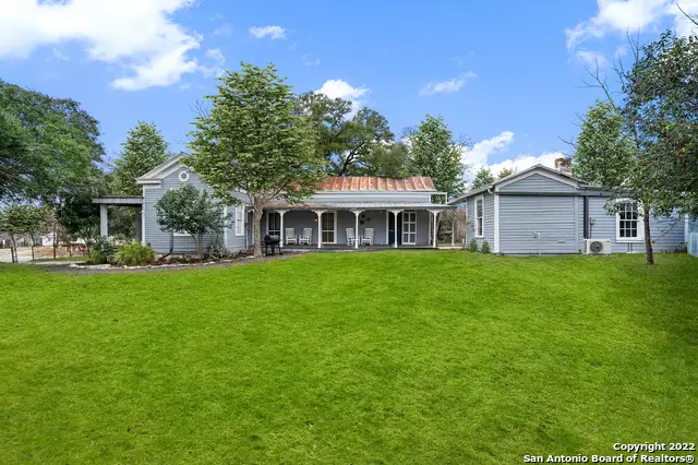 404 High St, Comfort, TX 78013 - Image #1