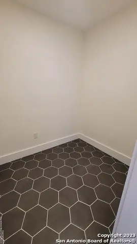 215 Oelkers, San Antonio, TX 78204 - Image #2