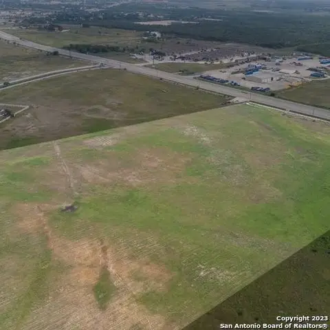 2560 Us-181 S, Karnes City, TX 78118 - Image #2