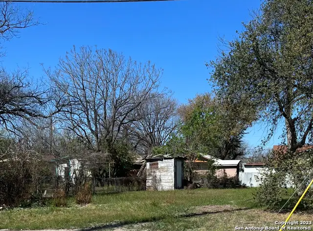 413 E Lubbock, San Antonio, TX 78204 - Image #2