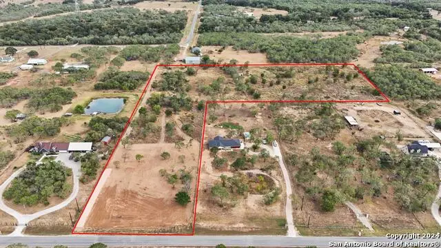 705 Rawhide Rd, Seguin, TX 78155 - Image #3