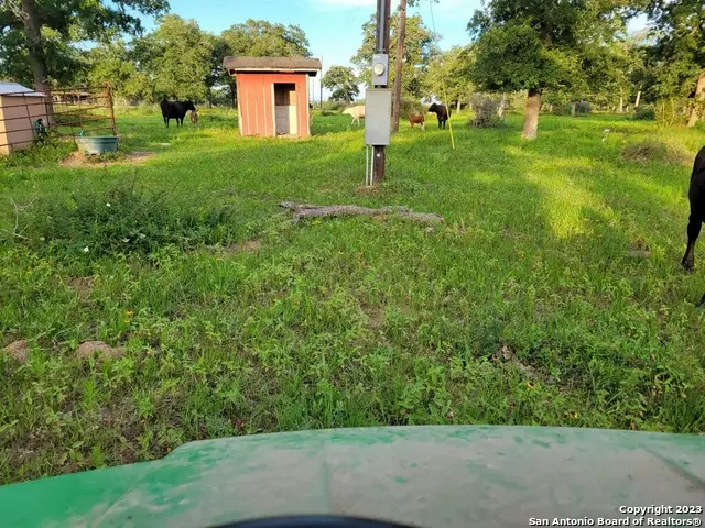 1130 Blacksmith Ln, Weimar, TX 78962 - #2