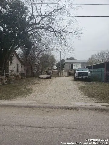 1334 Fenfield Ave, San Antonio, TX 78211 - Image #1