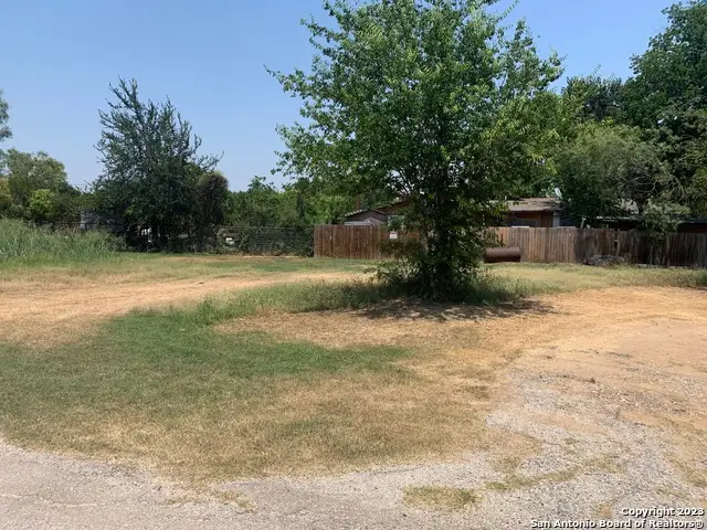 19750 E 5th St, Somerset, TX 78069 - Image #2