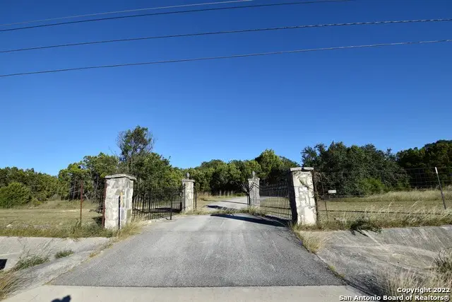 23770 Blanco Rd, San Antonio, TX 78260 - Image #2